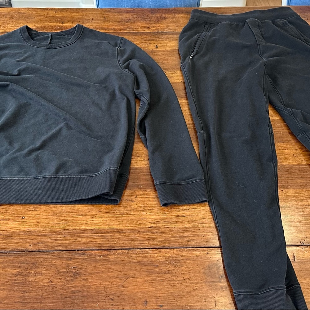Lululemon men’s City Sweat top and bottoms  BLACK.  Large top.  Mediumm pants.